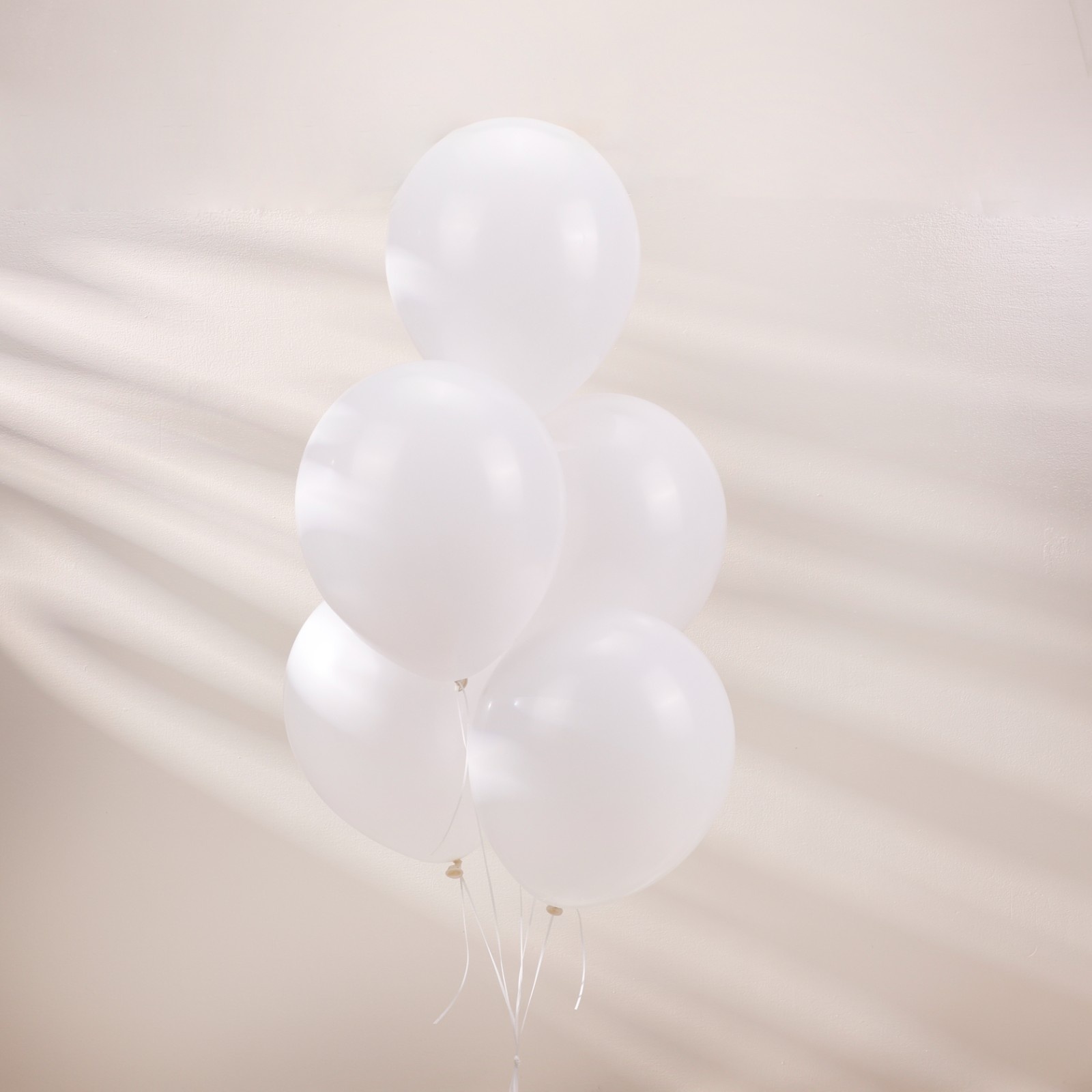 5 White Helium Balloons