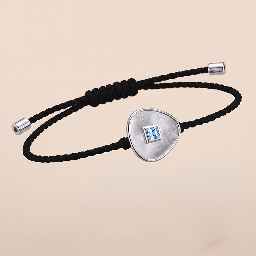 Dori (Black & Silver)